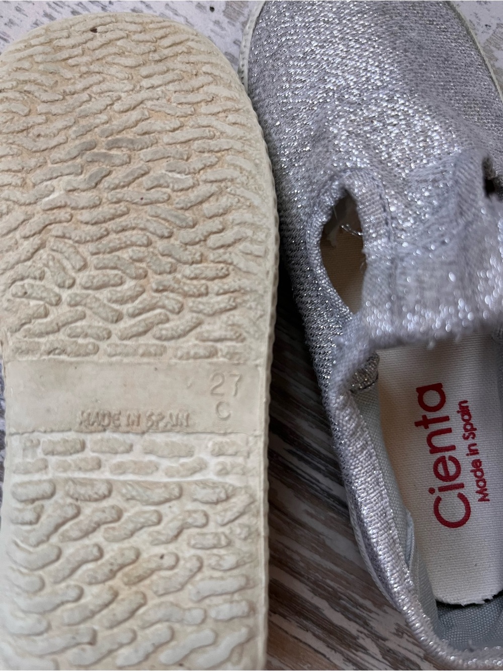 Cienta Silver Glitter Kids Shoes - Slip-On Mary Jane button snap Size 27 C - Picture 4 of 6